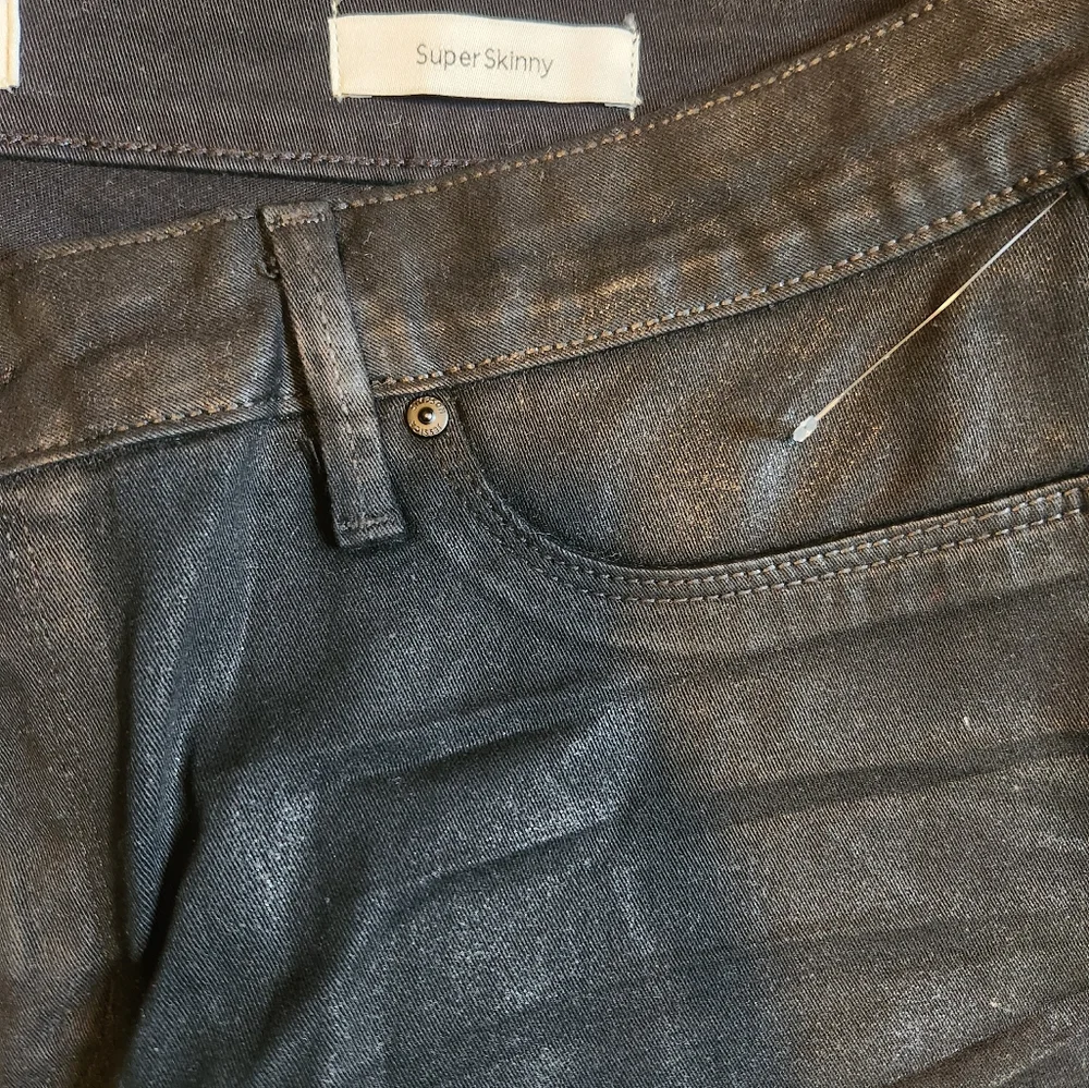 Jeans - Picture 2 of 3